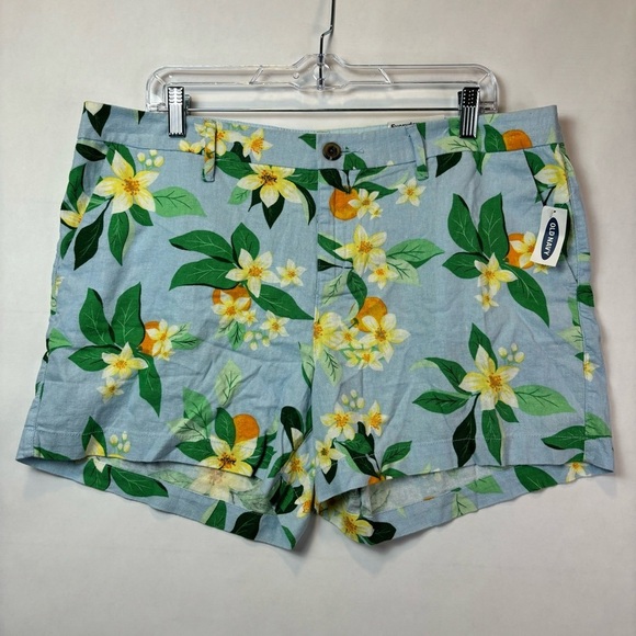 NWT Old Navy Floral Everyday Women's Shorts - Picture 3 of 8